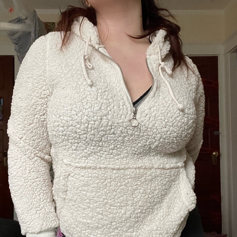 Fuzzy white sweatshirt